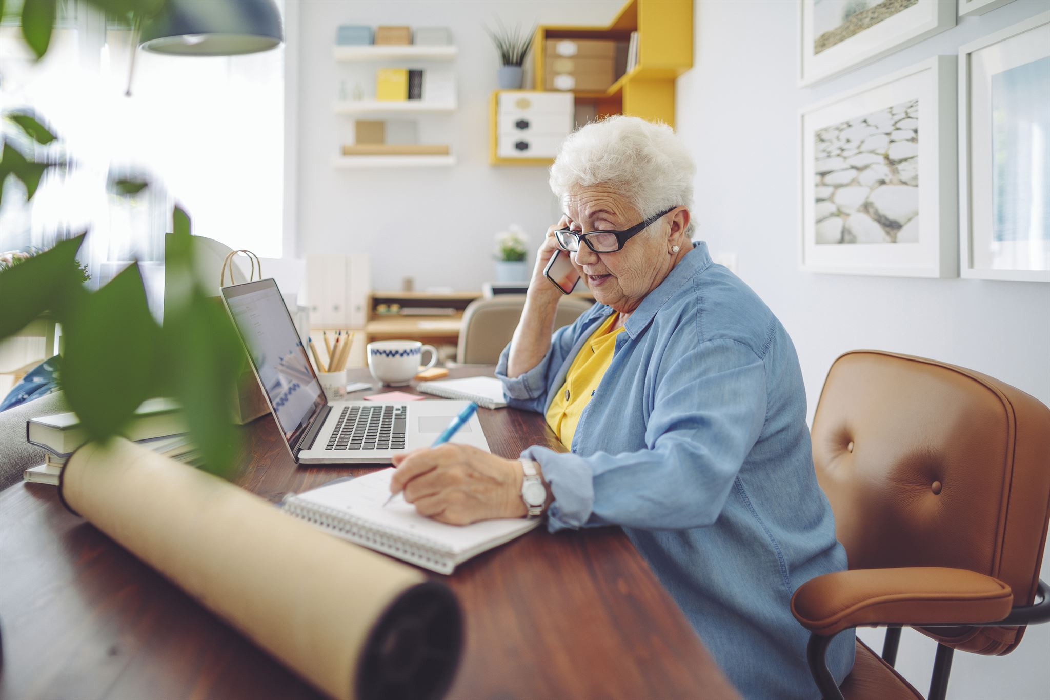 patient scheduling appointment on phone