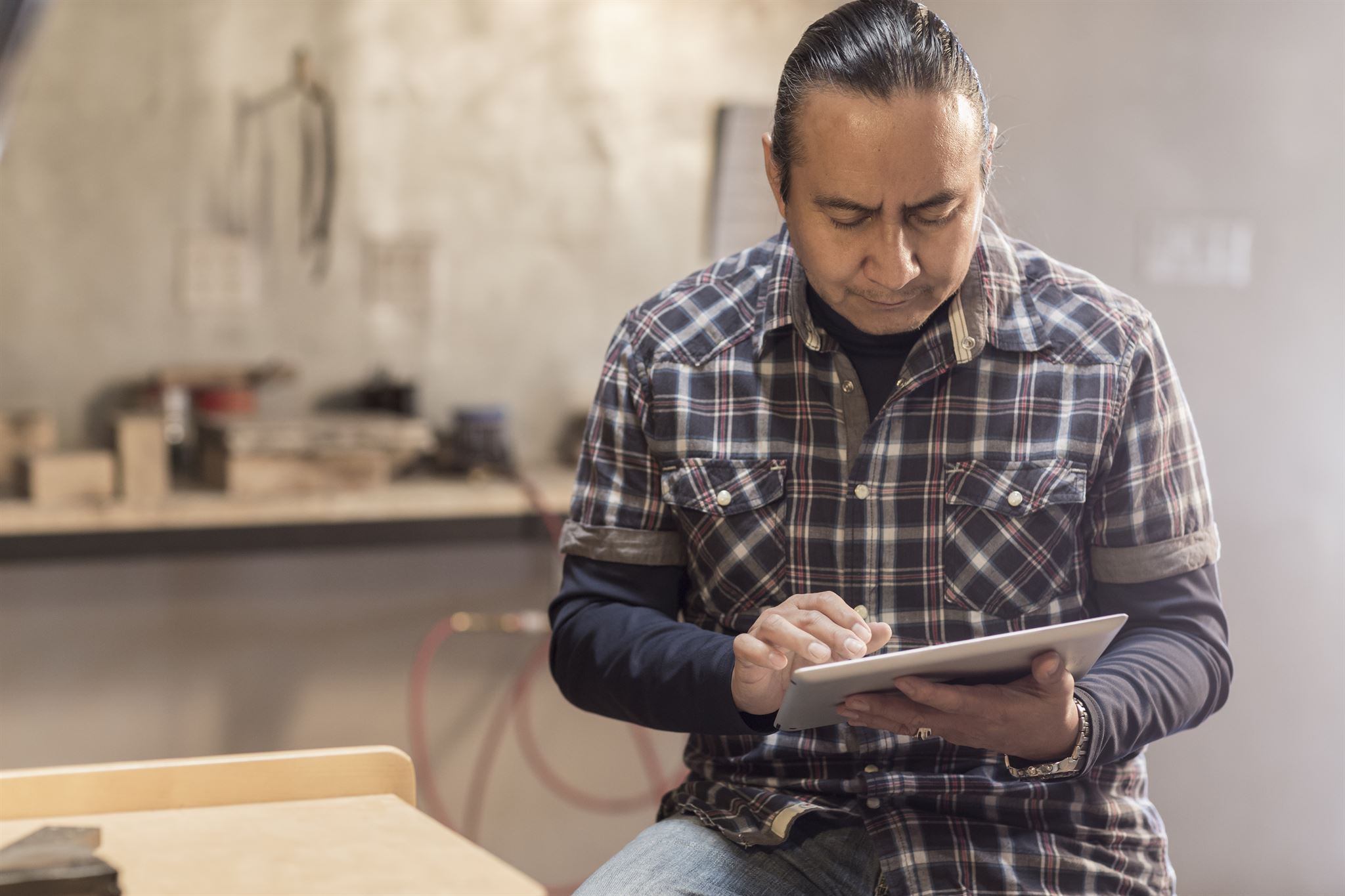 Friendly resident using tablet
