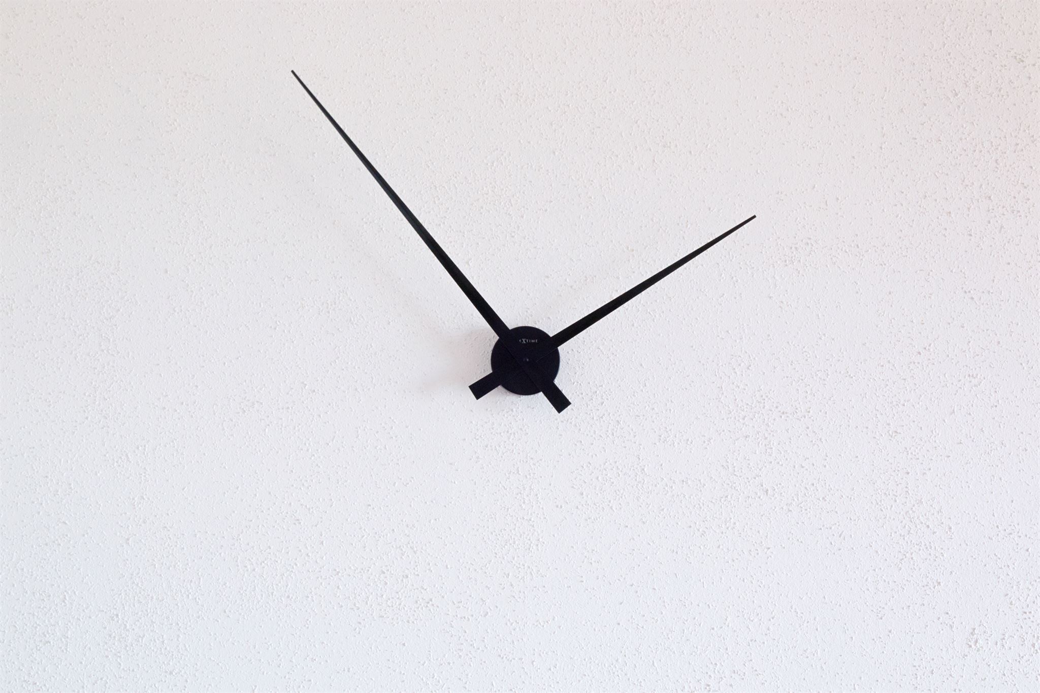 Clock icon representing fast processing