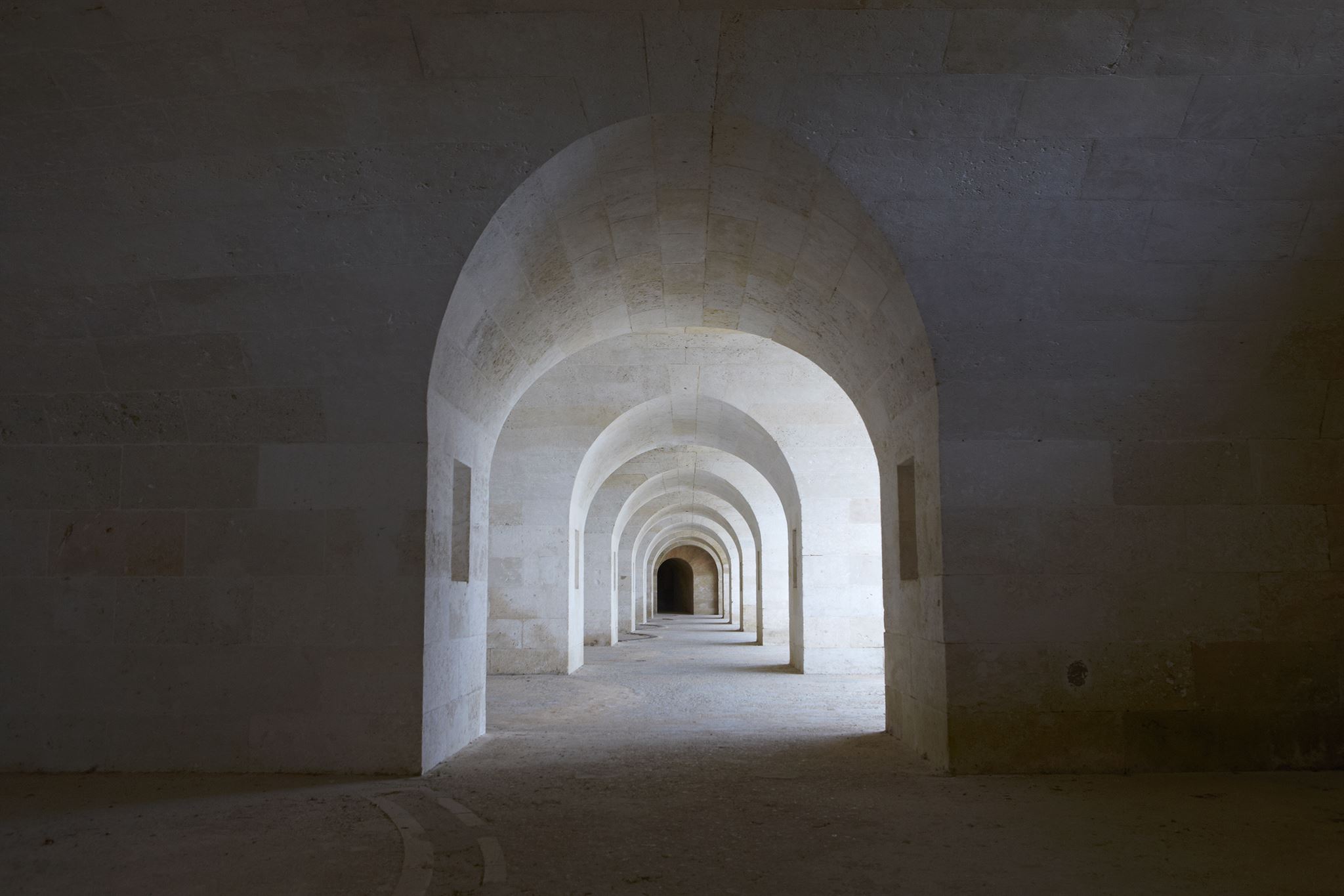 Régi szerzetesi iskola belső udvara