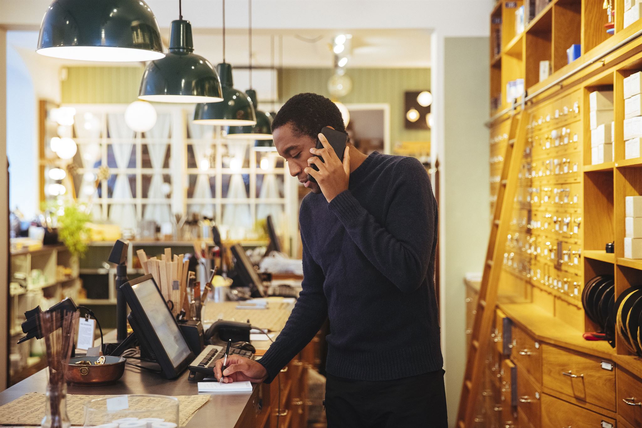 Tenant reporting repair with phone